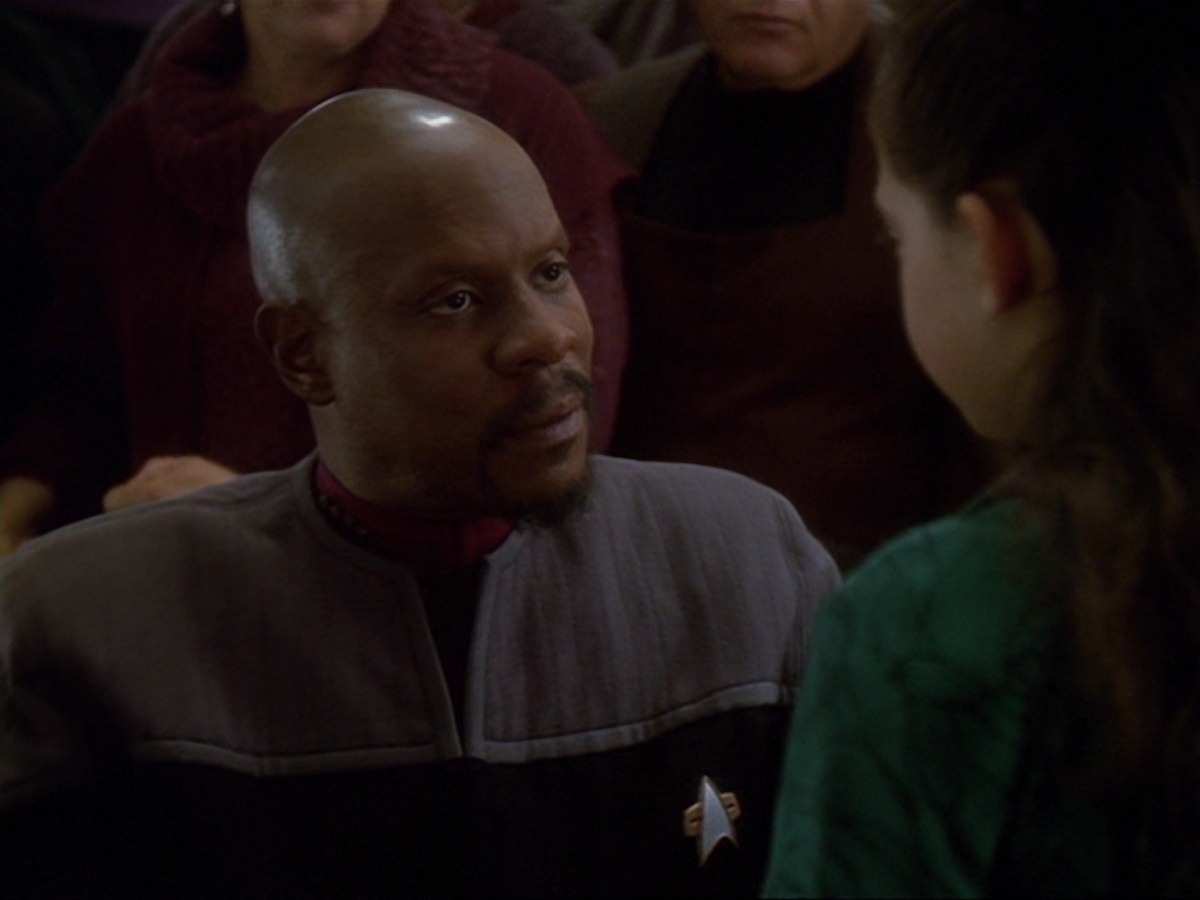 extant_StarTrek_DS9_6x26-TearsOfTheProphets_3186.jpg