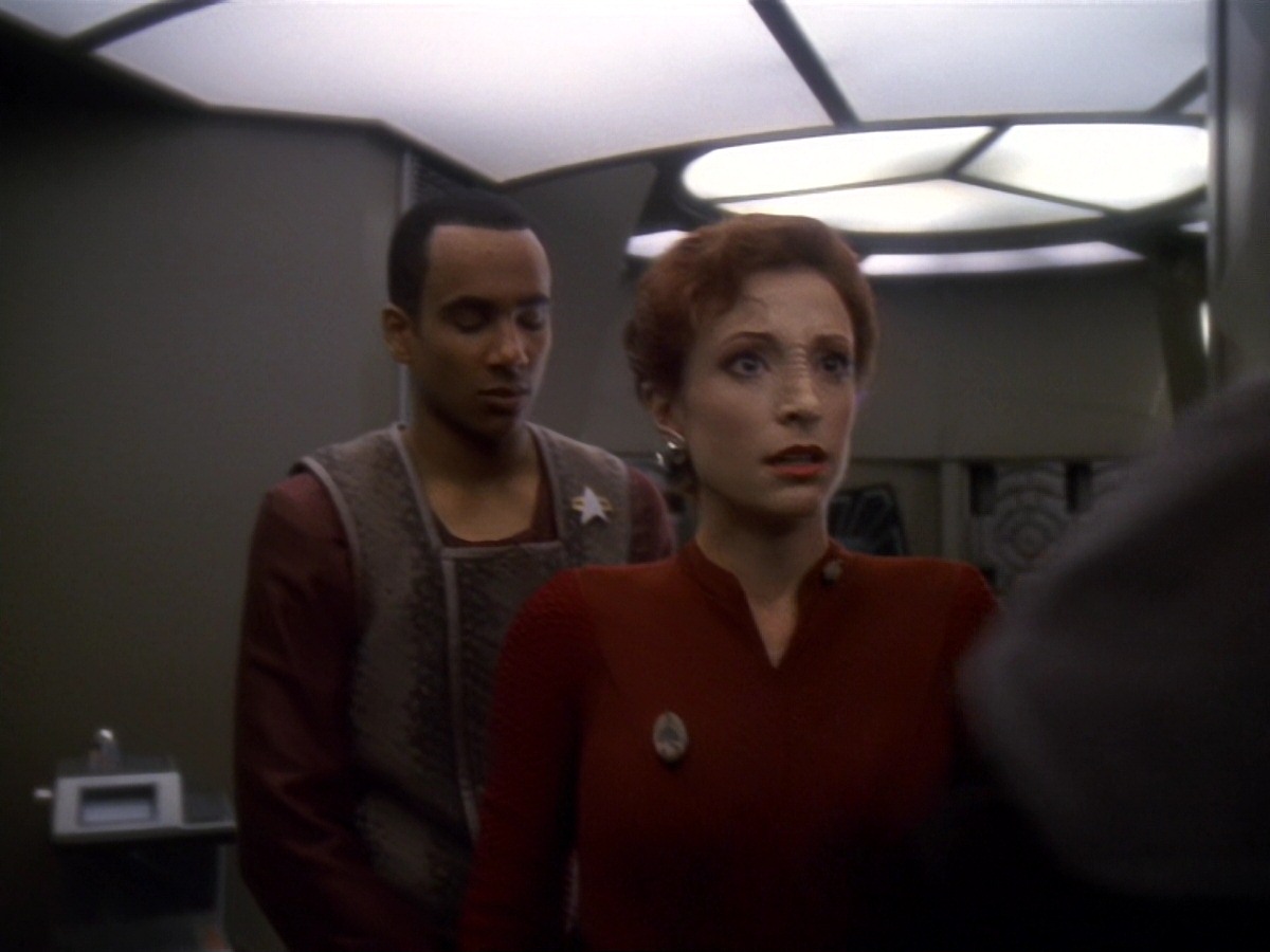 extant_StarTrek_DS9_6x26-TearsOfTheProphets_3246.jpg