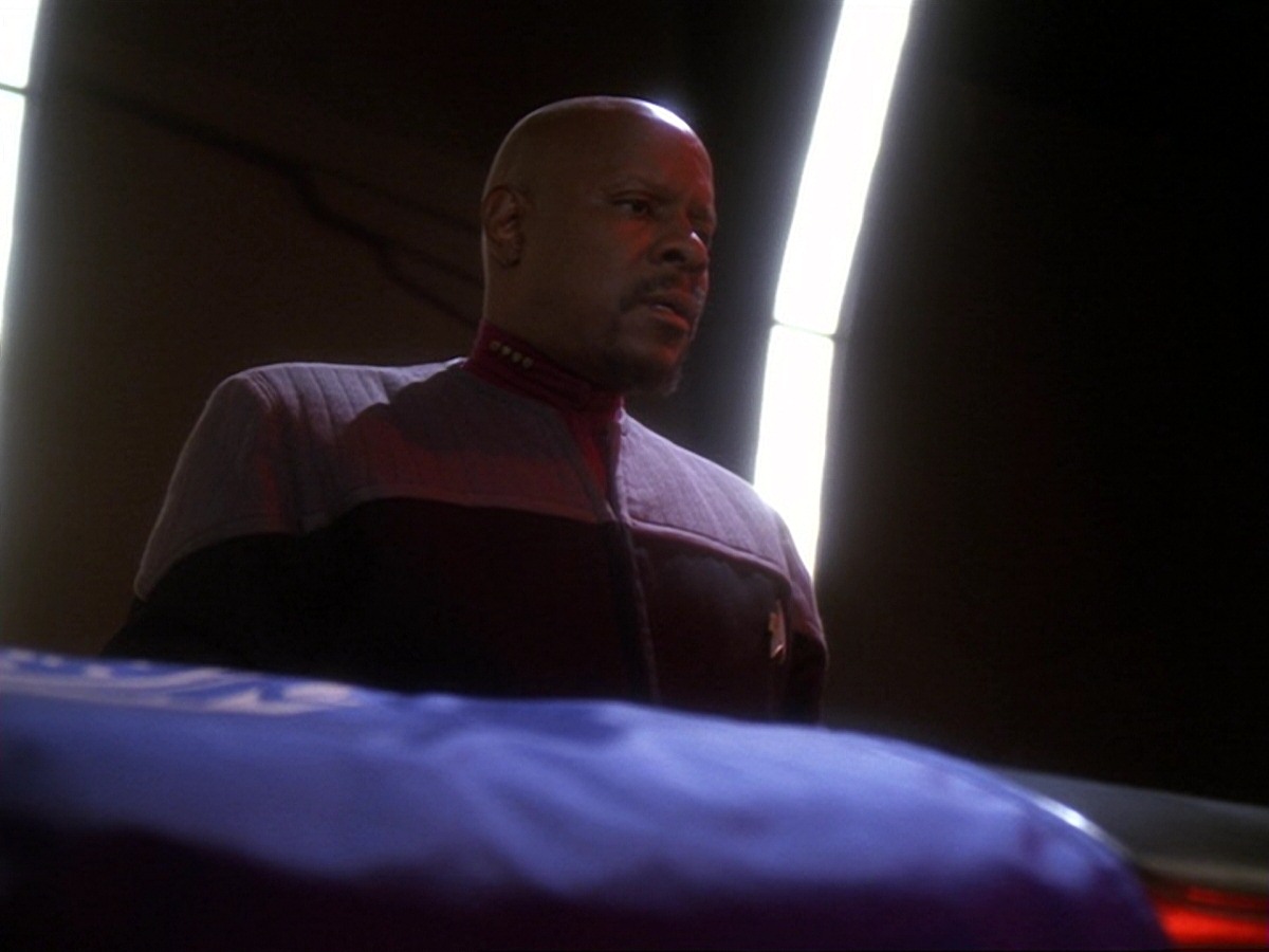 extant_StarTrek_DS9_6x26-TearsOfTheProphets_3521.jpg