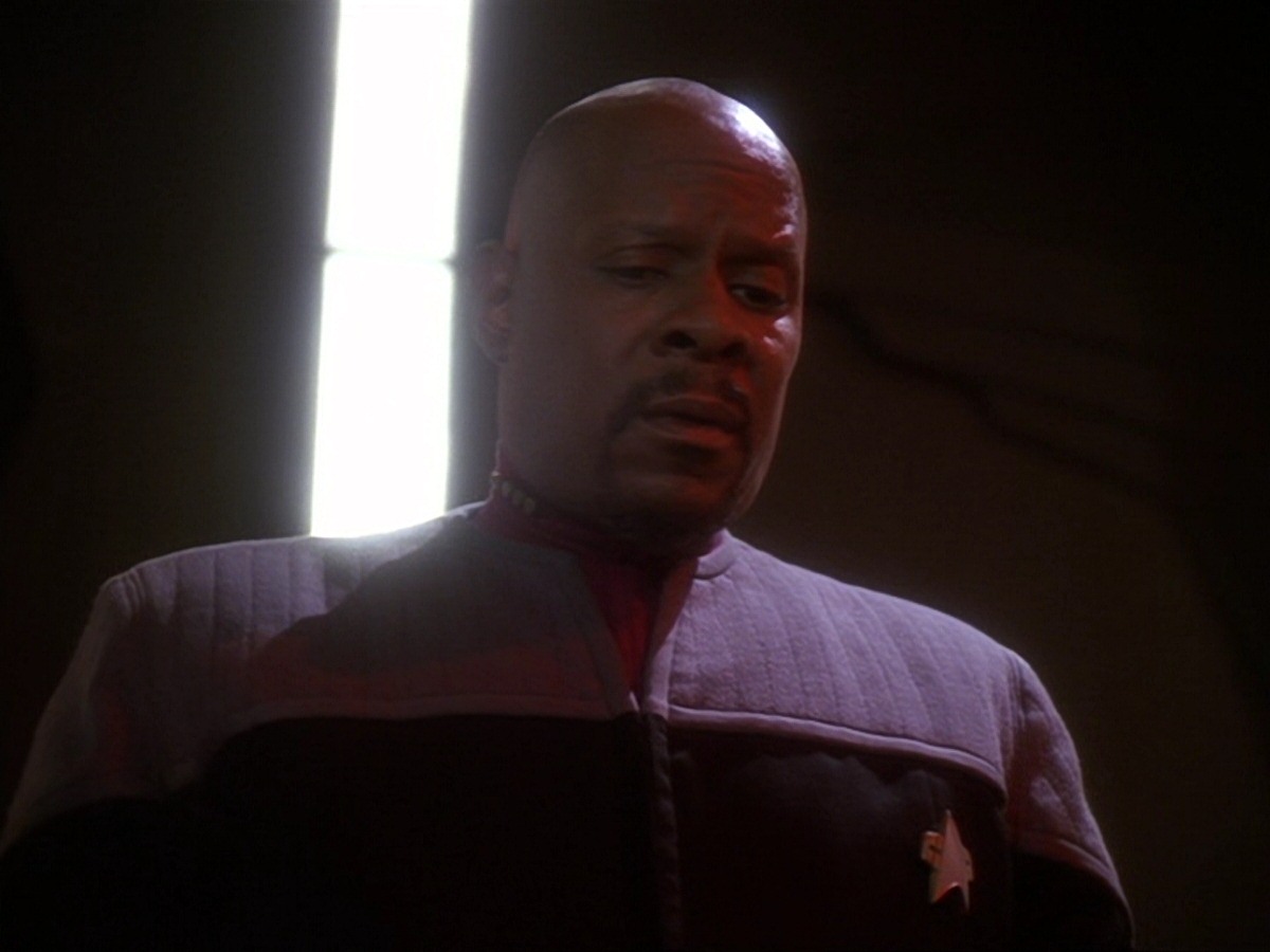extant_StarTrek_DS9_6x26-TearsOfTheProphets_3542.jpg
