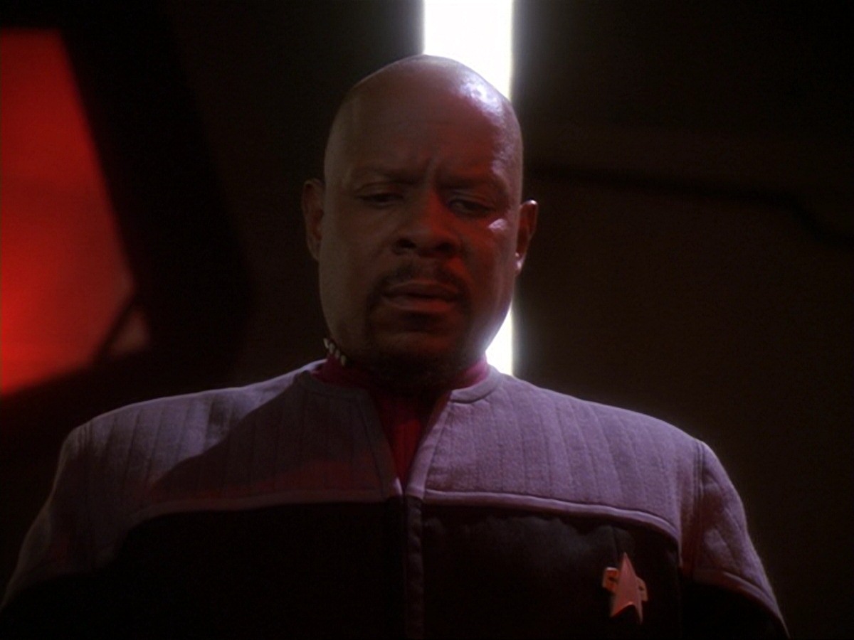extant_StarTrek_DS9_6x26-TearsOfTheProphets_3551.jpg