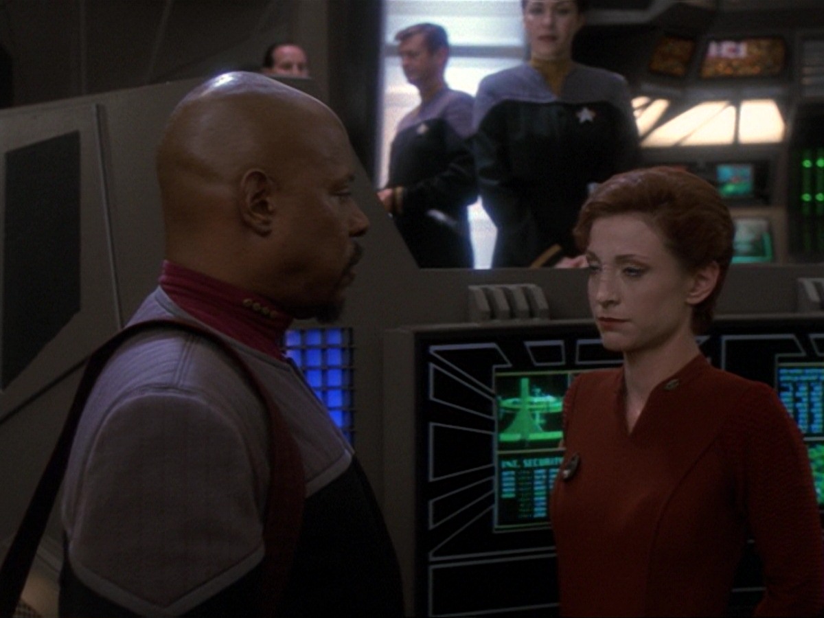 extant_StarTrek_DS9_6x26-TearsOfTheProphets_3580.jpg