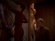 extant_StarTrek_DS9_6x26-TearsOfTheProphets_0093.jpg