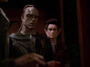 extant_StarTrek_DS9_6x26-TearsOfTheProphets_1833.jpg