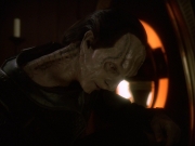 extant_StarTrek_DS9_6x26-TearsOfTheProphets_2836.jpg