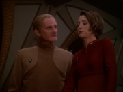 extant_StarTrek_DS9_7x01-ImageInTheSand_0284.jpg