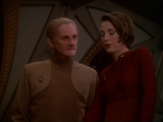 extant_StarTrek_DS9_7x01-ImageInTheSand_0294.jpg