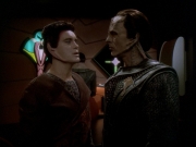 Filename=extant_StarTrek_DS9_7x01-ImageInTheSand_3592.jpg
Filesize=150KiB
Dimensions=1200x900
Date added=Jan 17, 2020 extant_StarTrek_DS9_7x01-ImageInTheSand_3592.jpg