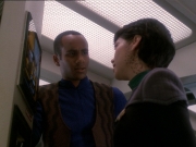 extant_StarTrek_DS9_7x02-ShadowsAndSymbols_0807.jpg