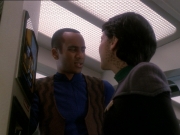 extant_StarTrek_DS9_7x02-ShadowsAndSymbols_0809.jpg