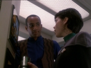 extant_StarTrek_DS9_7x02-ShadowsAndSymbols_0824.jpg