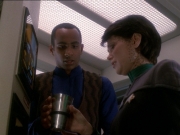 extant_StarTrek_DS9_7x02-ShadowsAndSymbols_0840.jpg