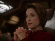 extant_StarTrek_DS9_7x02-ShadowsAndSymbols_3153.jpg