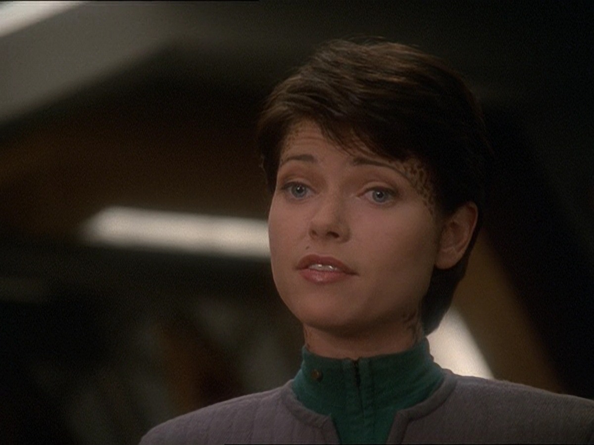 extant_StarTrek_DS9_7x03-Afterimage_0013.jpg