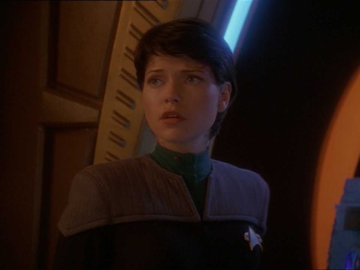 extant_StarTrek_DS9_7x03-Afterimage_0125.jpg