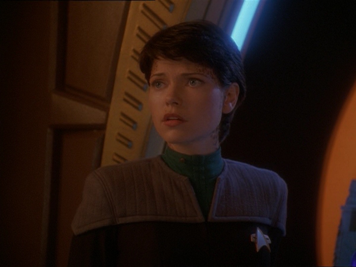 extant_StarTrek_DS9_7x03-Afterimage_0126.jpg