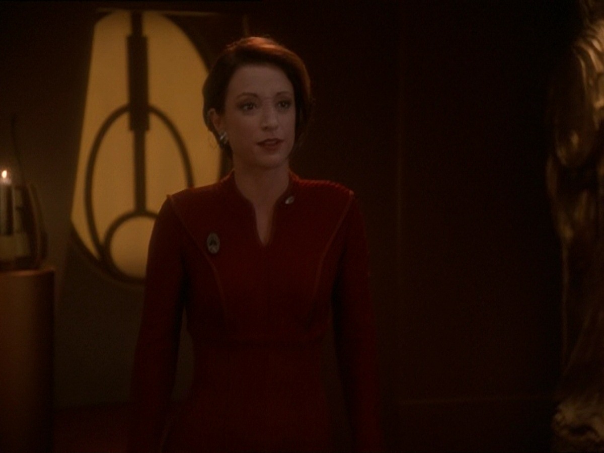 extant_StarTrek_DS9_7x03-Afterimage_0147.jpg