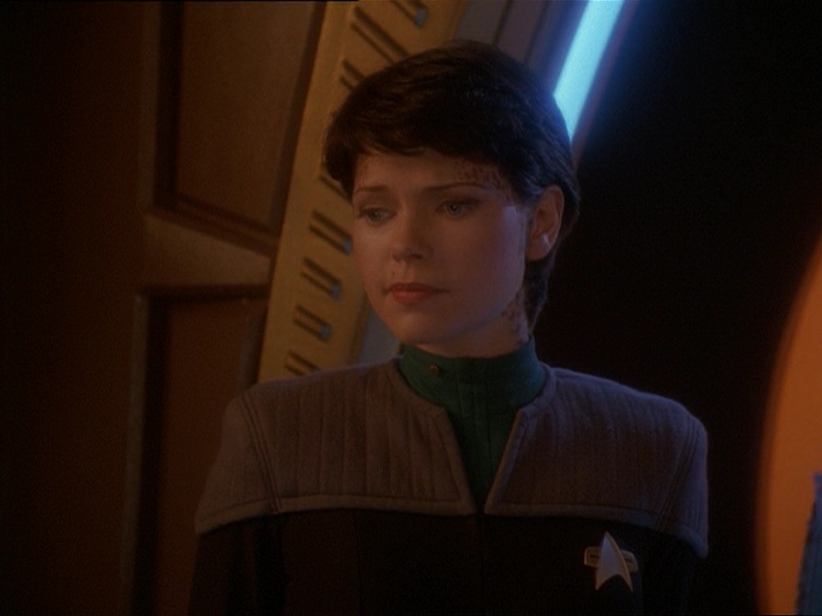 extant_StarTrek_DS9_7x03-Afterimage_0150.jpg