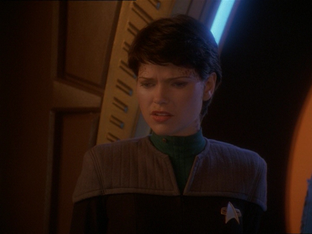 extant_StarTrek_DS9_7x03-Afterimage_0154.jpg