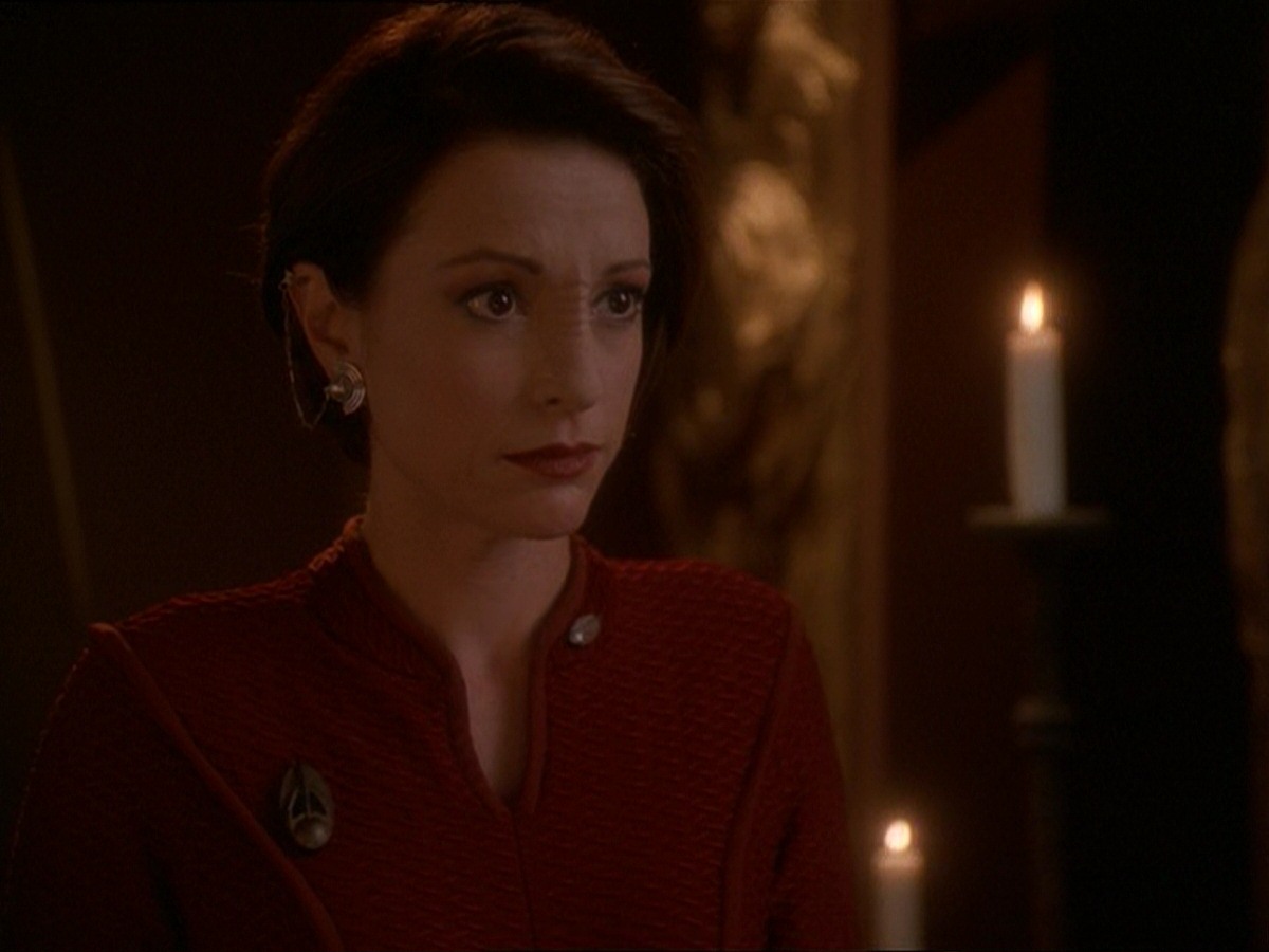 extant_StarTrek_DS9_7x03-Afterimage_0158.jpg