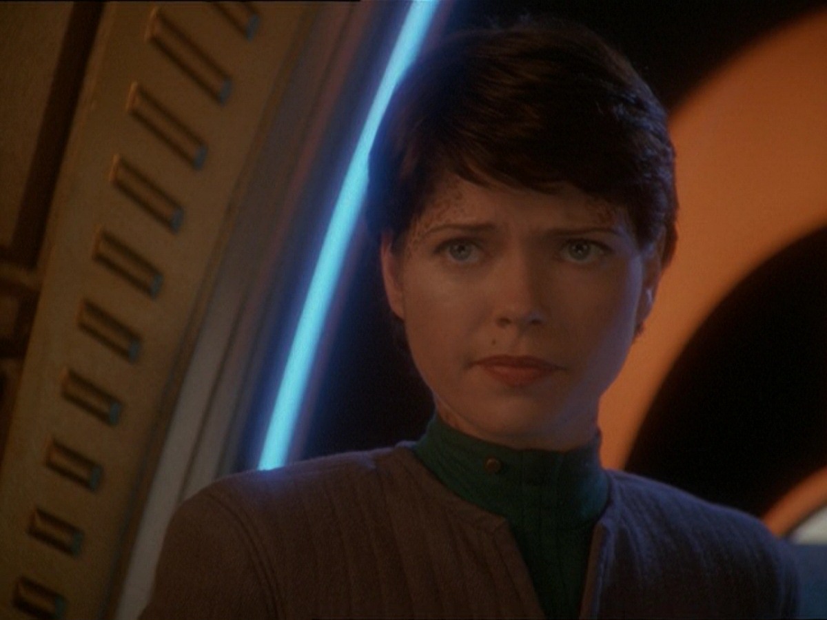 extant_StarTrek_DS9_7x03-Afterimage_0166.jpg