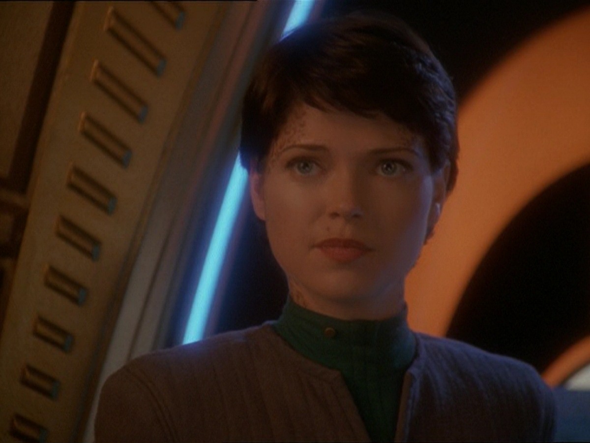 extant_StarTrek_DS9_7x03-Afterimage_0169.jpg
