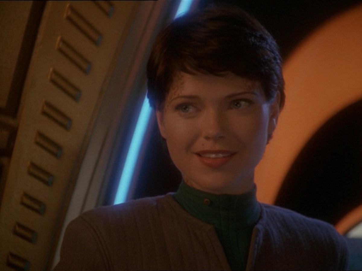 extant_StarTrek_DS9_7x03-Afterimage_0185.jpg