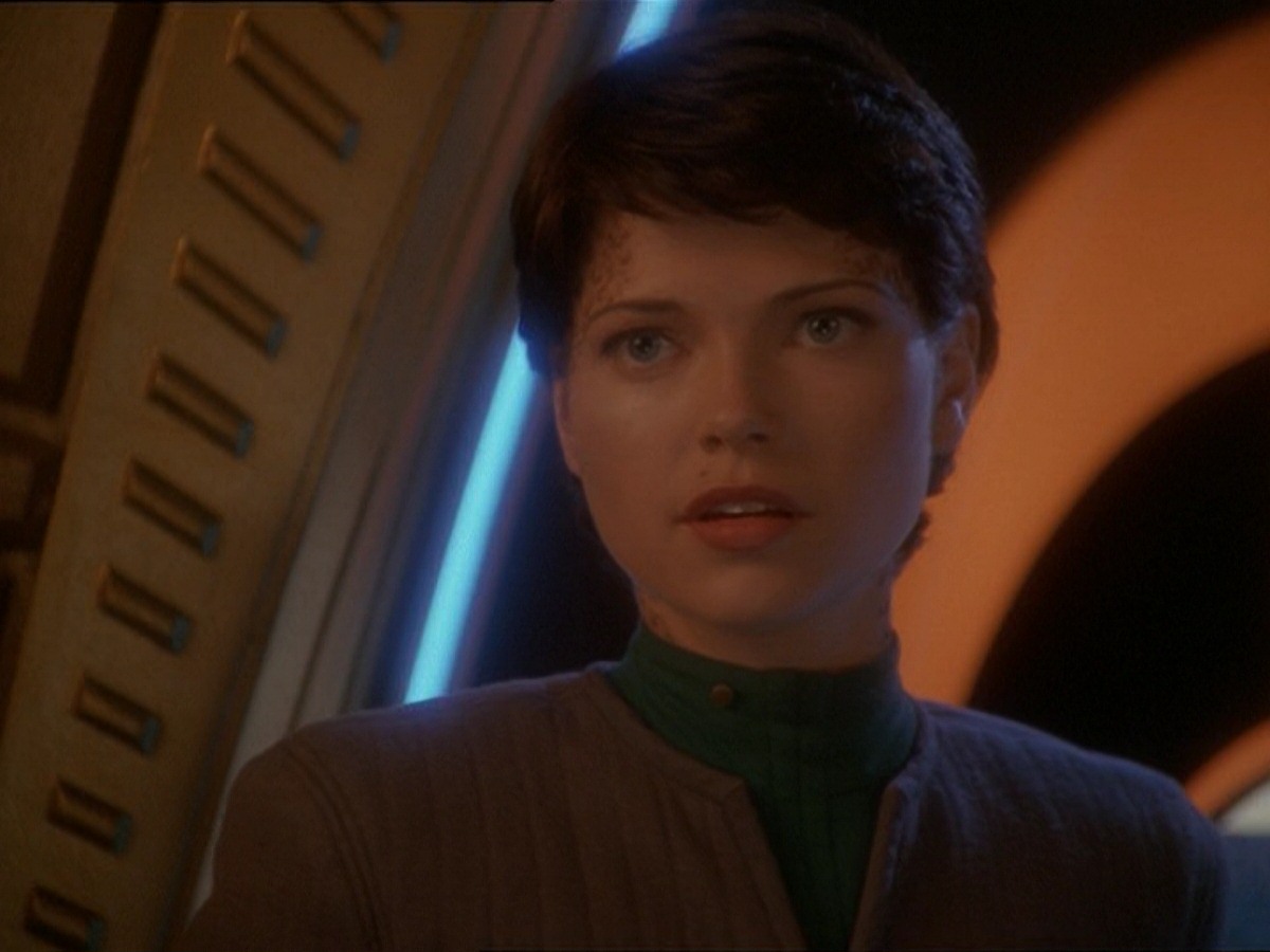 extant_StarTrek_DS9_7x03-Afterimage_0195.jpg