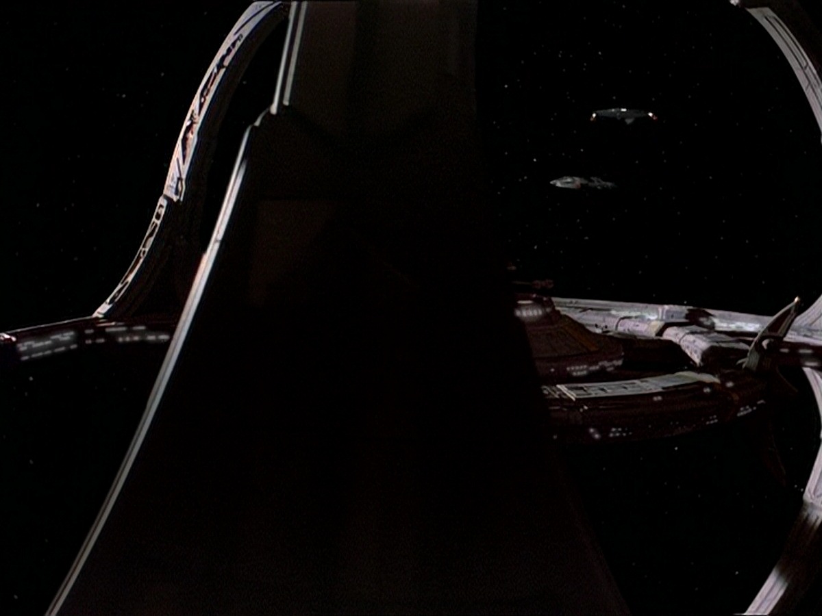 extant_StarTrek_DS9_7x03-Afterimage_0207.jpg