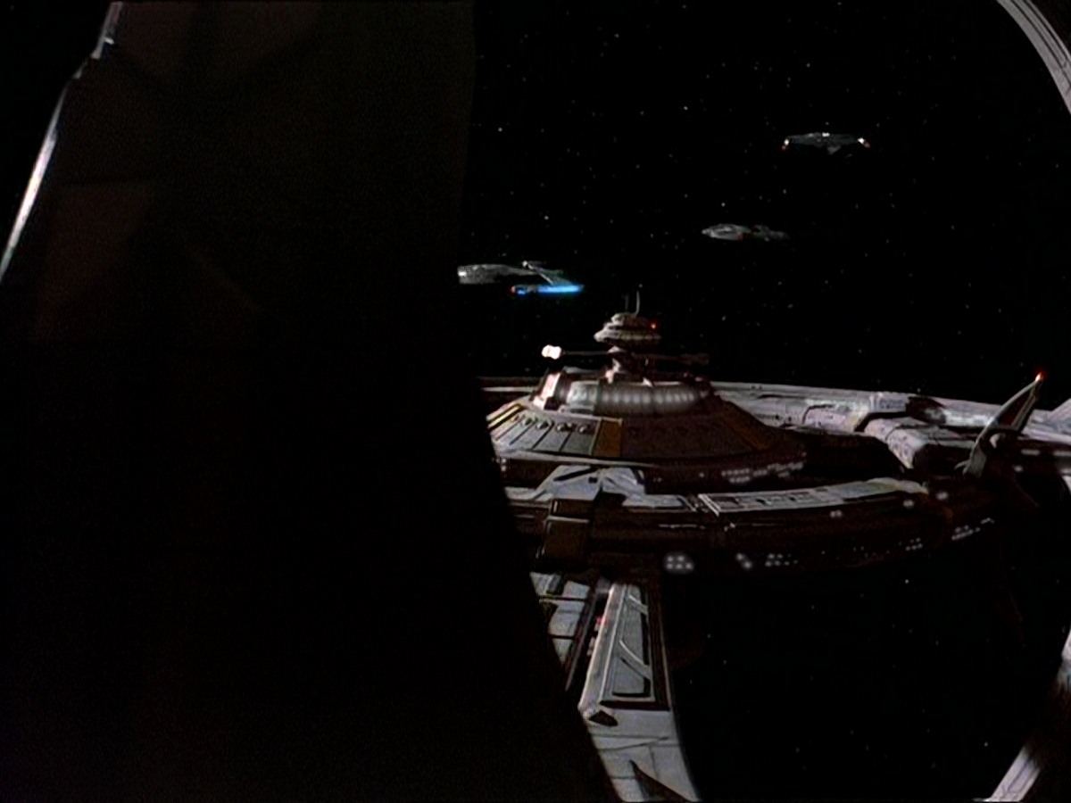 extant_StarTrek_DS9_7x03-Afterimage_0209.jpg