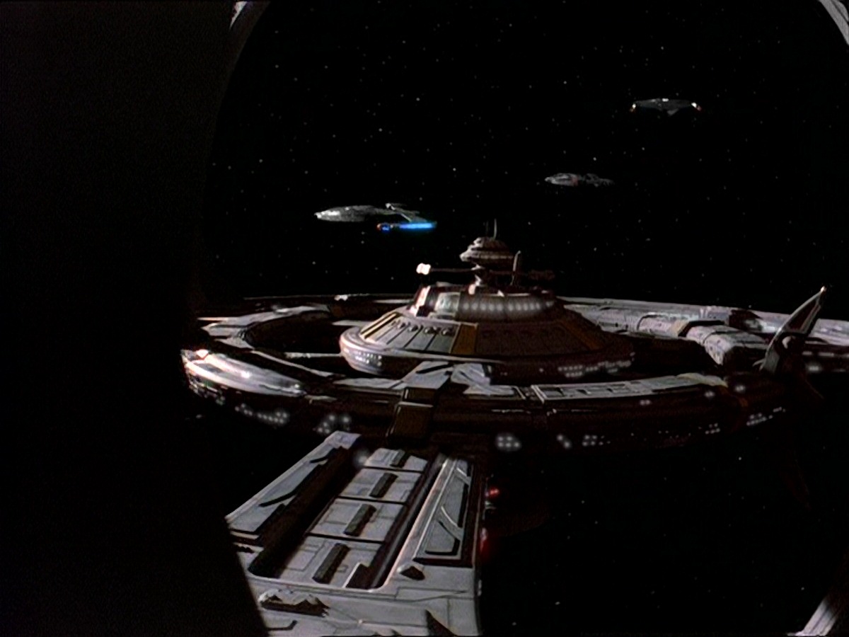 extant_StarTrek_DS9_7x03-Afterimage_0211.jpg