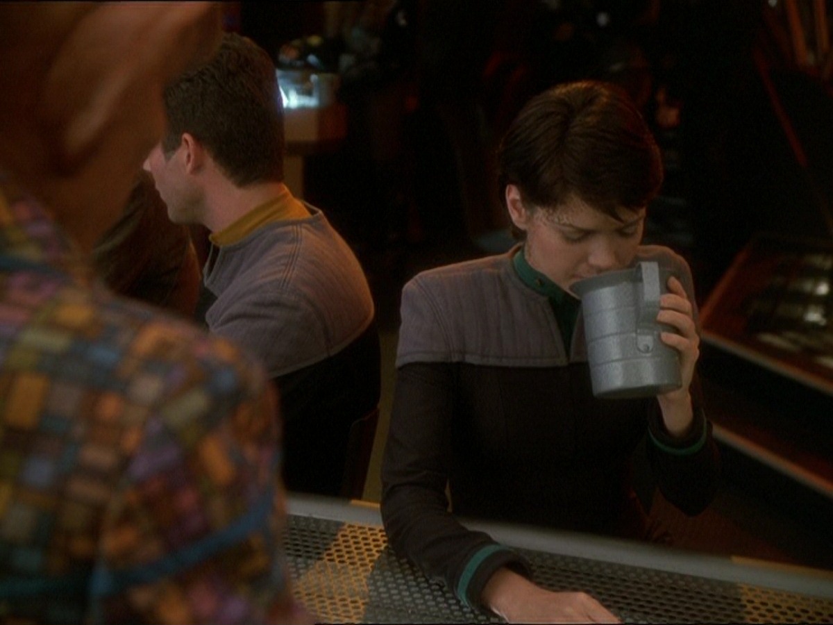 extant_StarTrek_DS9_7x03-Afterimage_0229.jpg