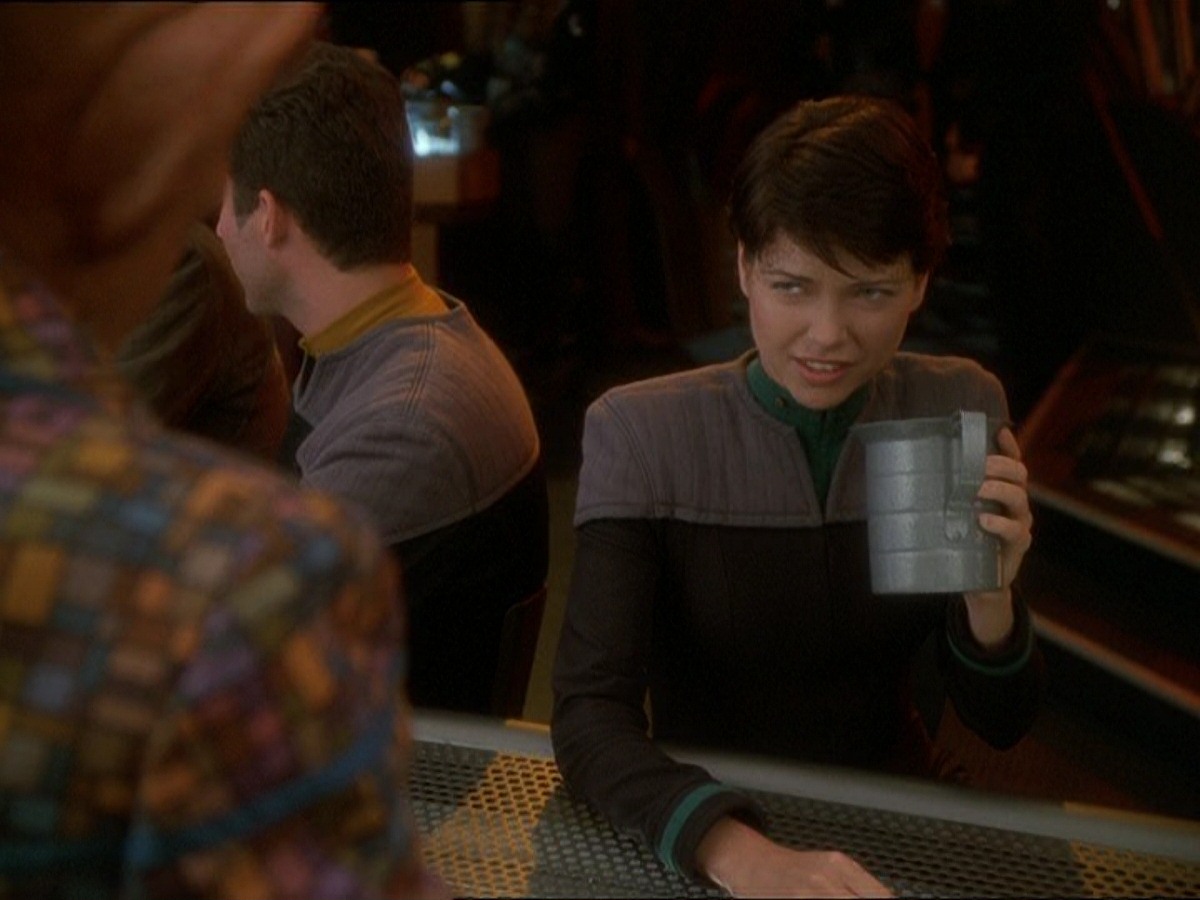 extant_StarTrek_DS9_7x03-Afterimage_0231.jpg