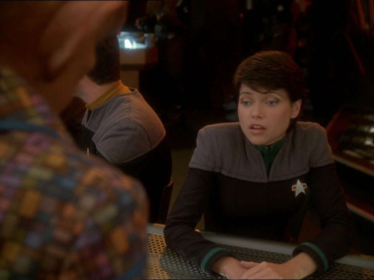extant_StarTrek_DS9_7x03-Afterimage_0242.jpg