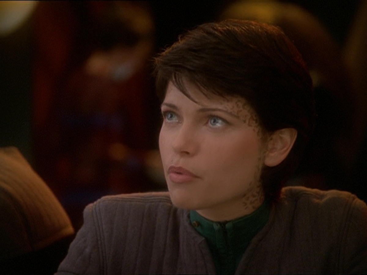extant_StarTrek_DS9_7x03-Afterimage_0278.jpg