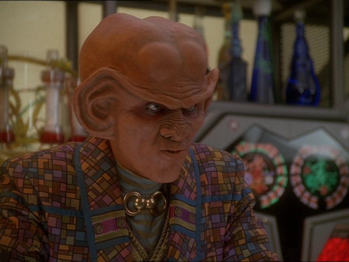 extant_StarTrek_DS9_7x03-Afterimage_0297.jpg