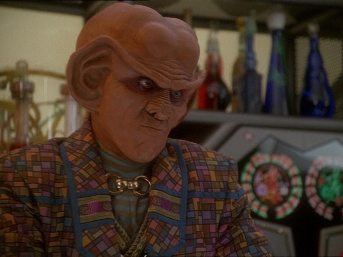 extant_StarTrek_DS9_7x03-Afterimage_0351.jpg