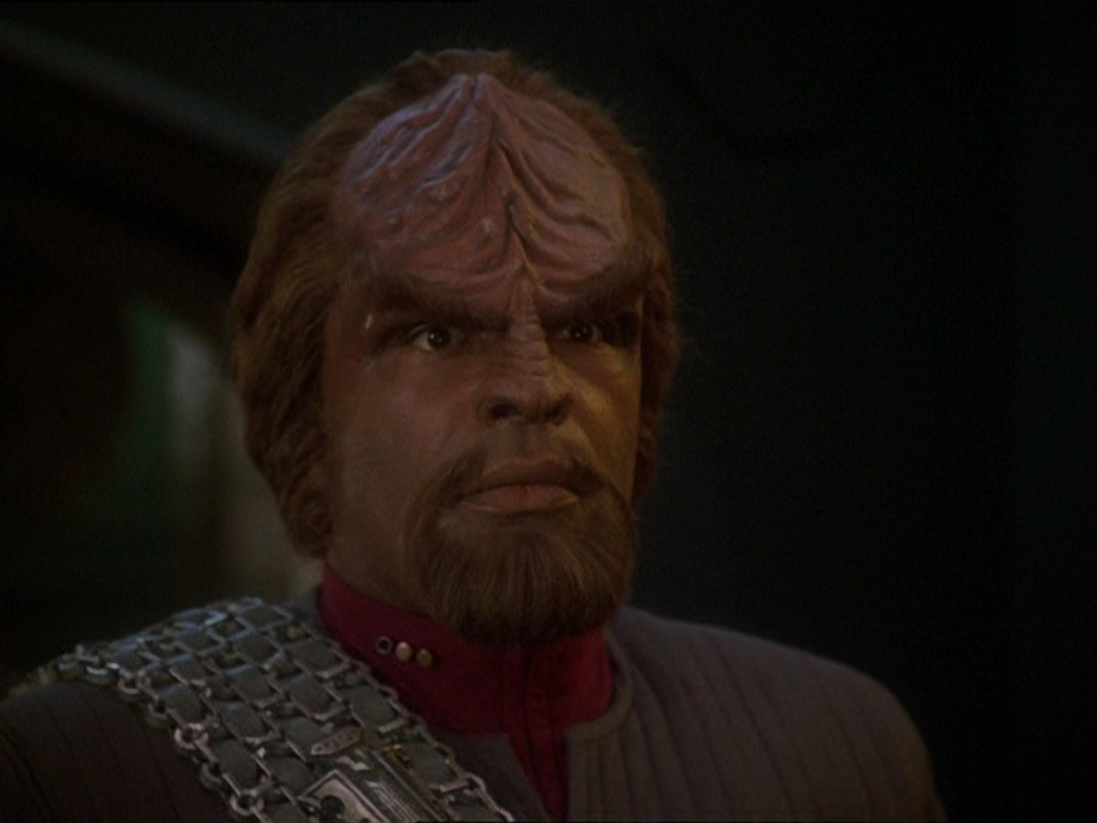 extant_StarTrek_DS9_7x03-Afterimage_0366.jpg