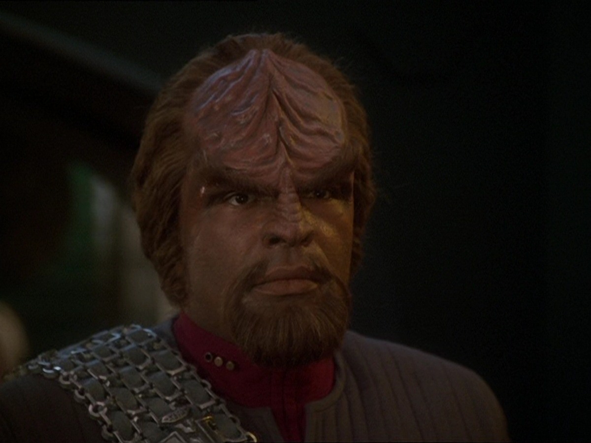 extant_StarTrek_DS9_7x03-Afterimage_0368.jpg