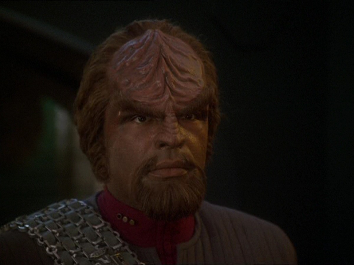 extant_StarTrek_DS9_7x03-Afterimage_0369.jpg