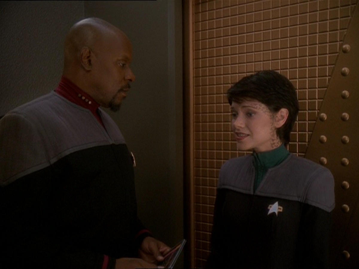 extant_StarTrek_DS9_7x03-Afterimage_0646.jpg