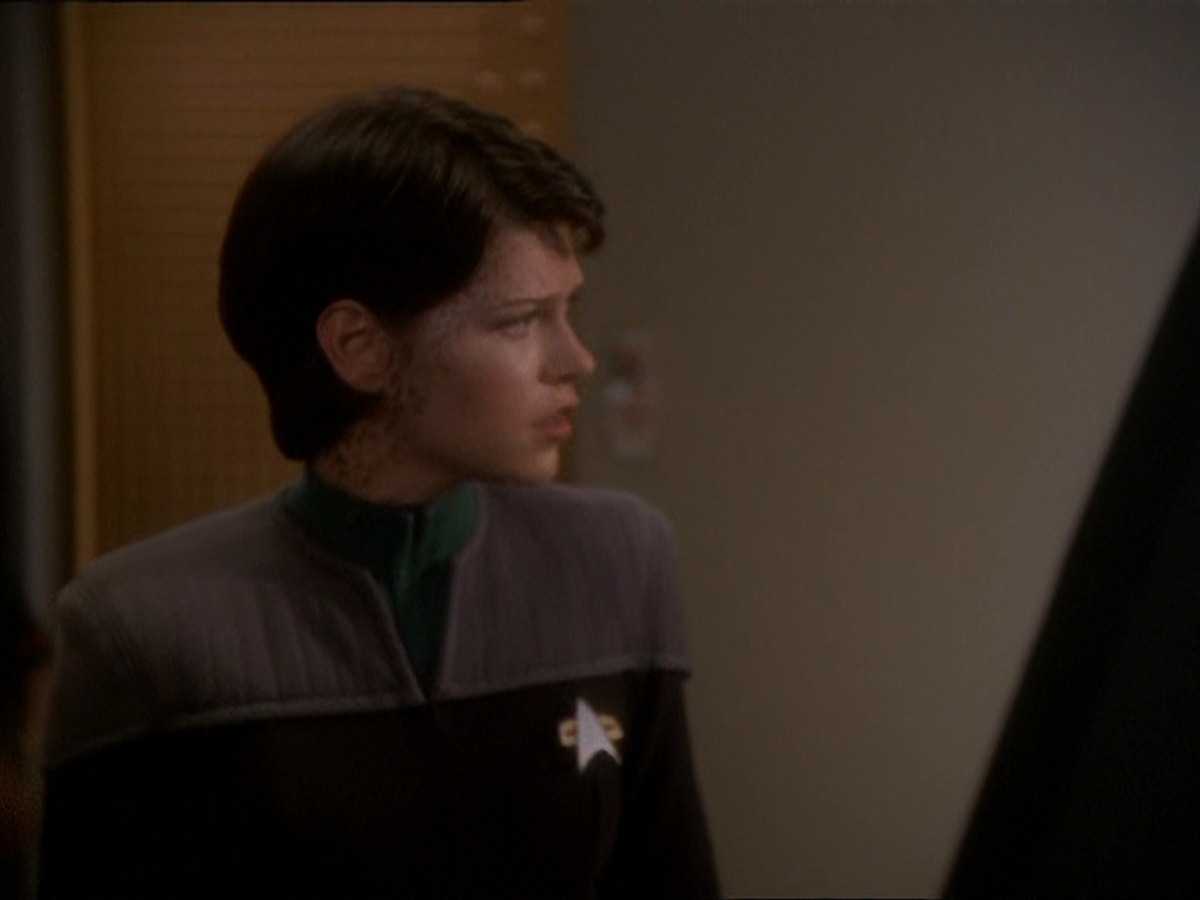 extant_StarTrek_DS9_7x03-Afterimage_0654.jpg