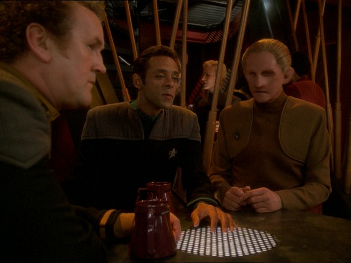 extant_StarTrek_DS9_7x03-Afterimage_0747.jpg