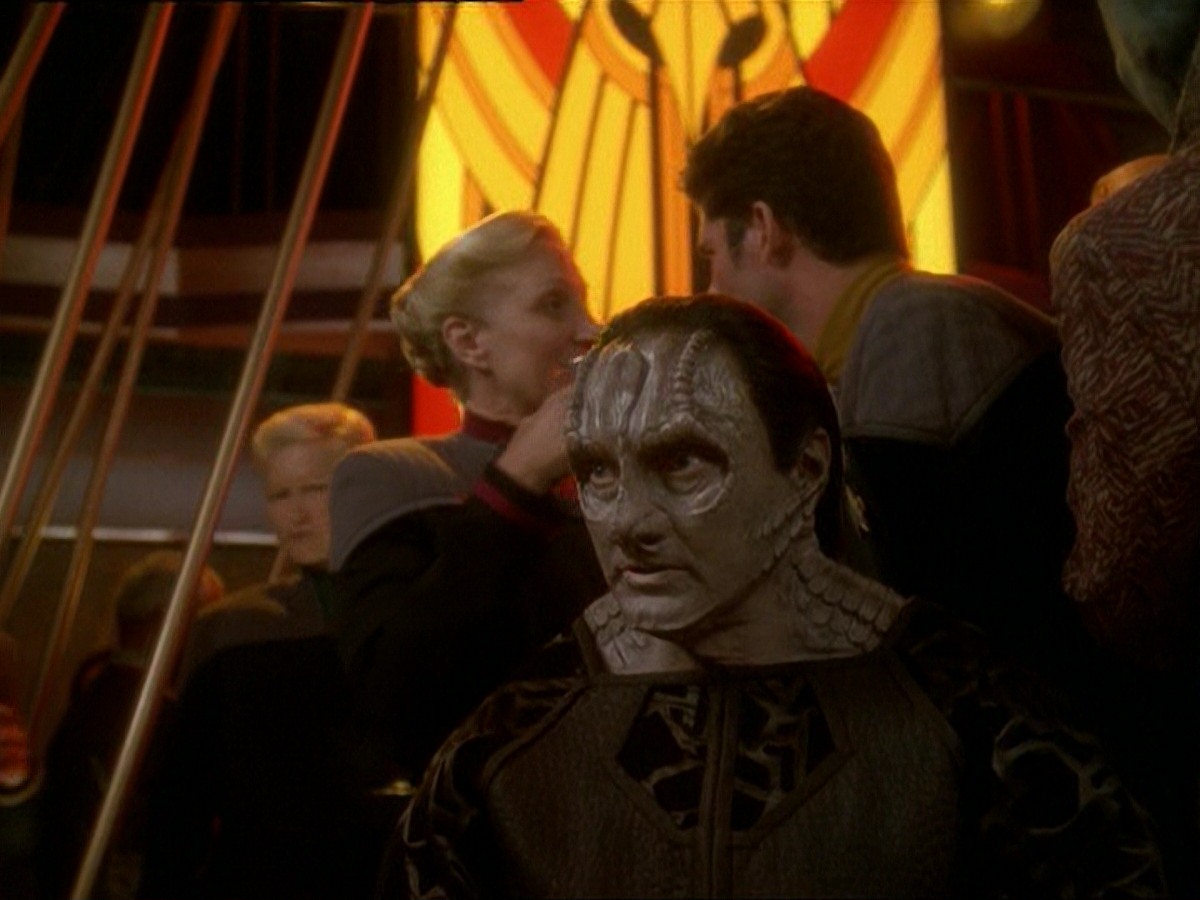 extant_StarTrek_DS9_7x03-Afterimage_0759.jpg