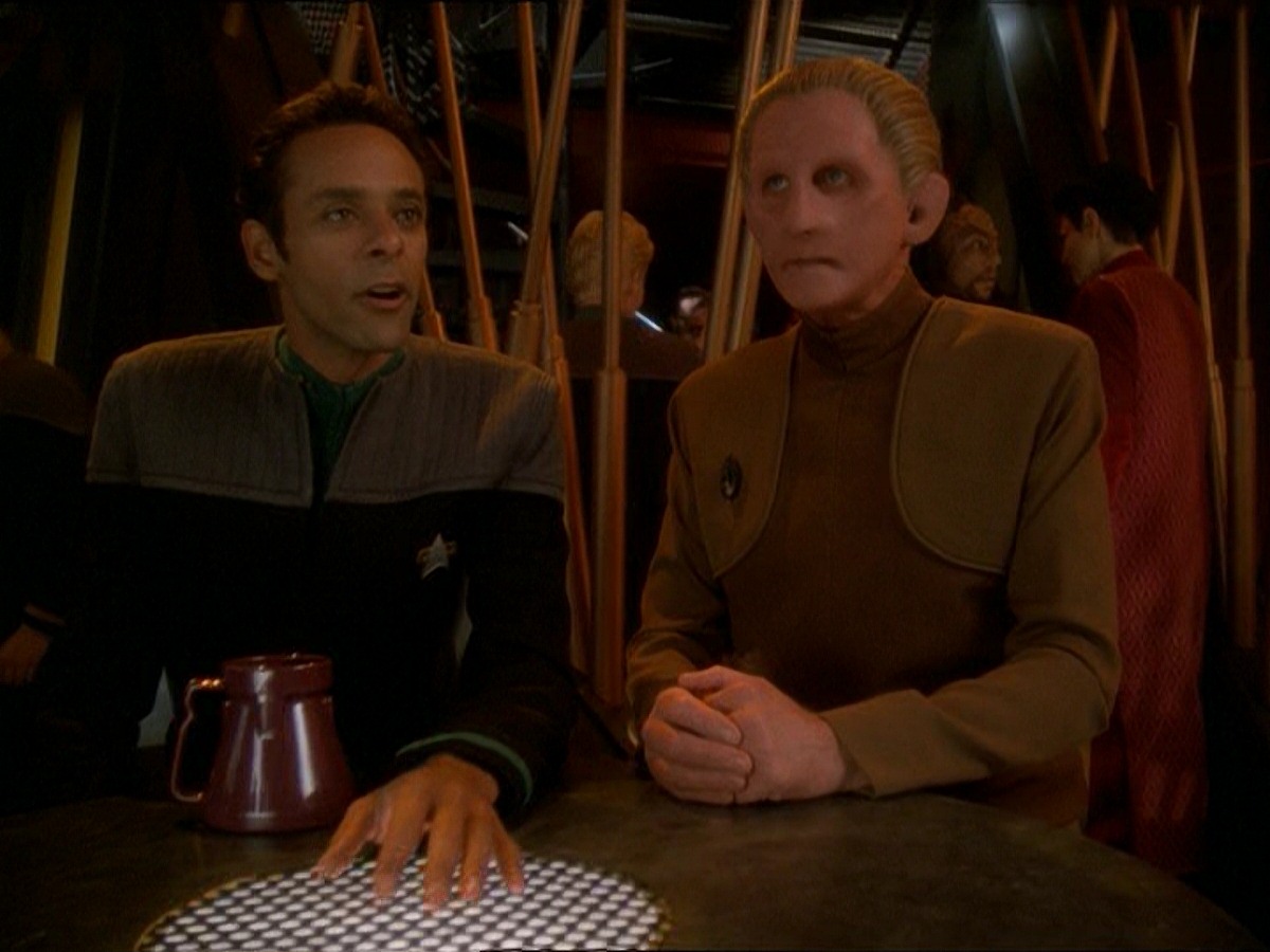 extant_StarTrek_DS9_7x03-Afterimage_0769.jpg