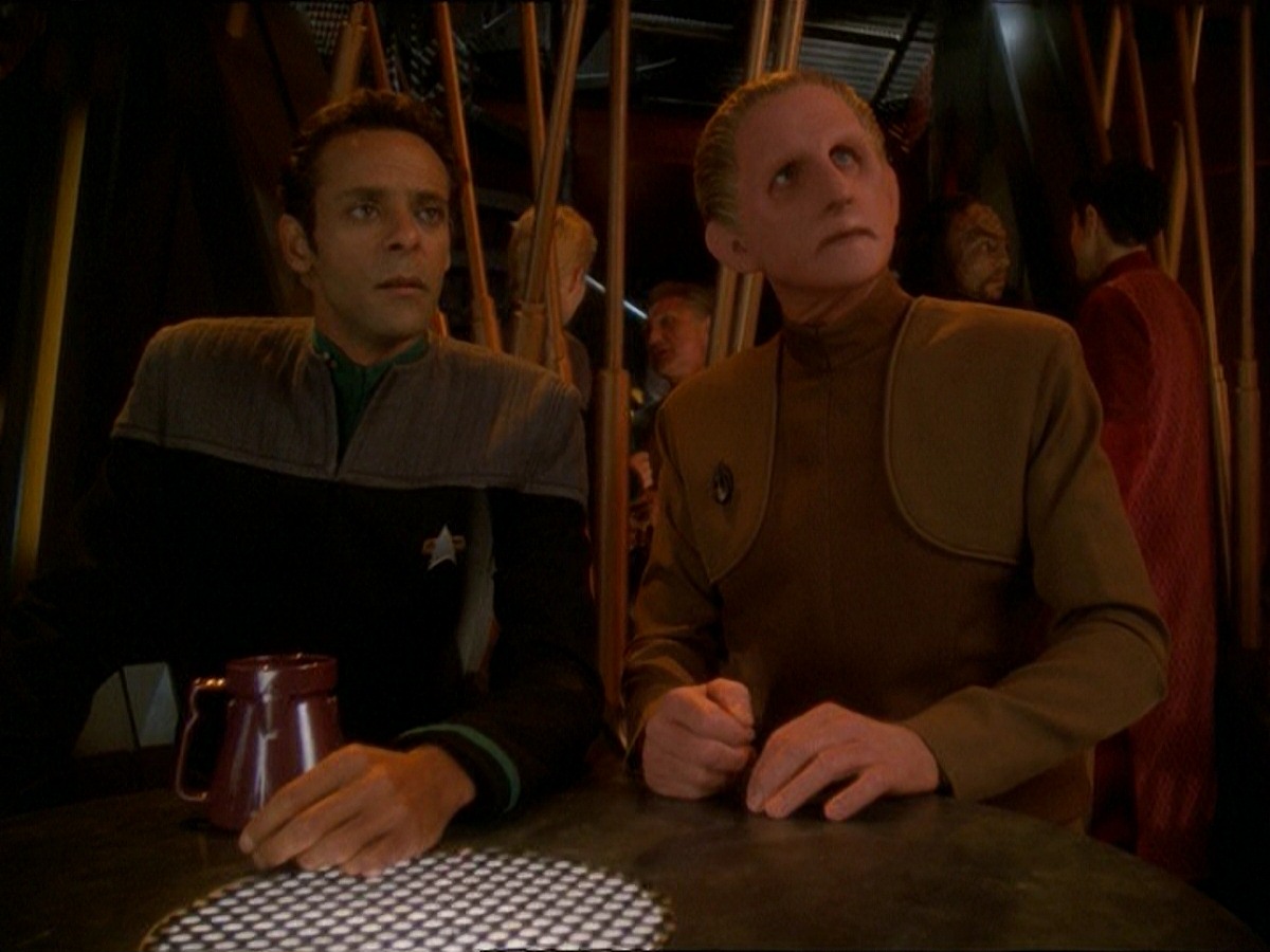extant_StarTrek_DS9_7x03-Afterimage_0809.jpg