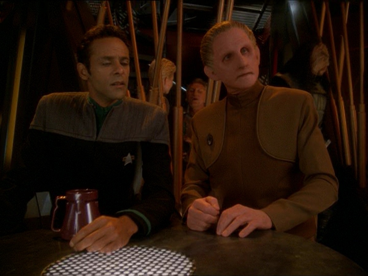 extant_StarTrek_DS9_7x03-Afterimage_0816.jpg