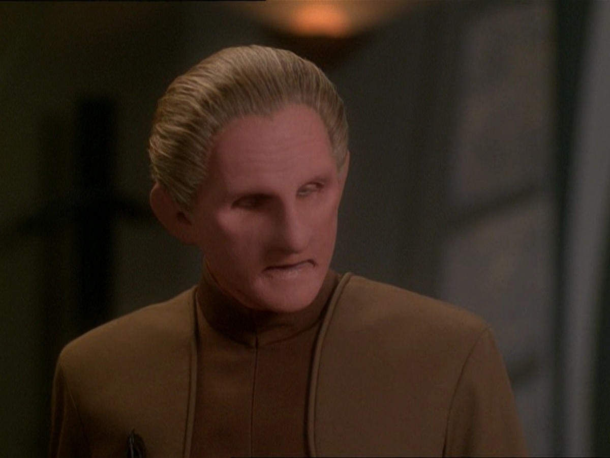 extant_StarTrek_DS9_7x03-Afterimage_0891.jpg