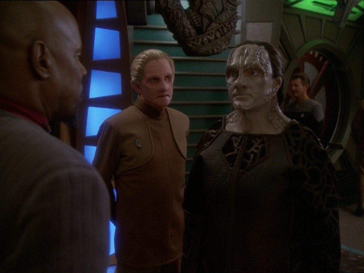 extant_StarTrek_DS9_7x03-Afterimage_0997.jpg