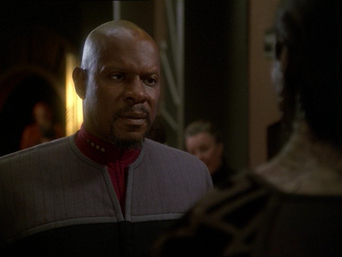 extant_StarTrek_DS9_7x03-Afterimage_1022.jpg